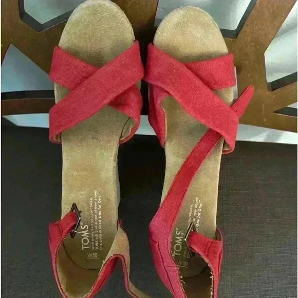 Toms Shoes - Red Toms wedges, sz 9W New with out tag